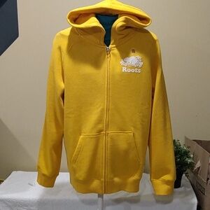 Roots sweater yellow